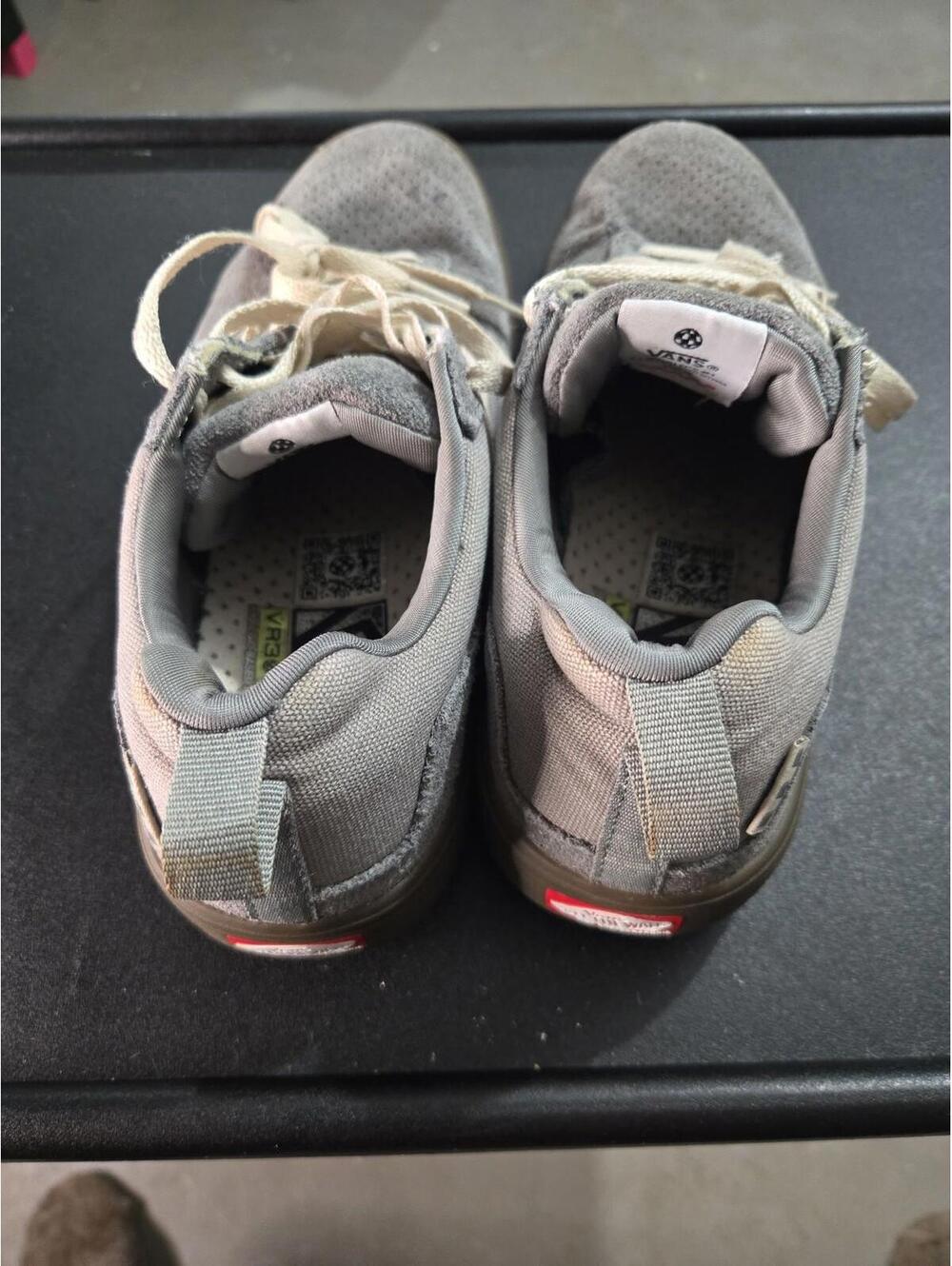 Vans Skate Wayvee Grey Suede Skate Shoes Size 9.5 US M - Picture 3 of 6